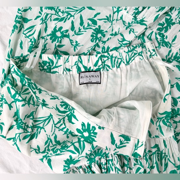 Hello Molly Runaway Ayla Tiered Tropical White Green Maxi Skirt | Size Small - Picture 8 of 17